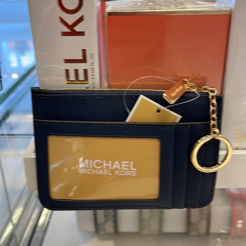 MICHAEL KORS SMALL TOP ZIP COINPOUCH WITH ID KEYCHAIN CARDHOLDER WALLET 
NWT - Picture 3 of 16